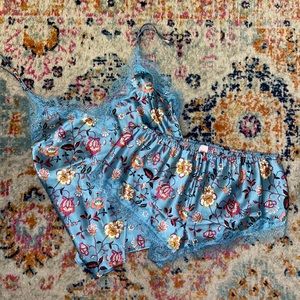 Silk Victoria’s Secret set